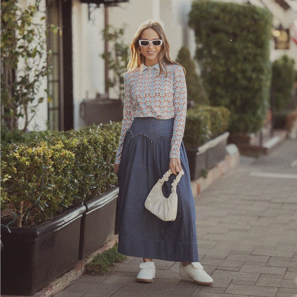 Women’s denim maxi skirt 100% cotton size 10
